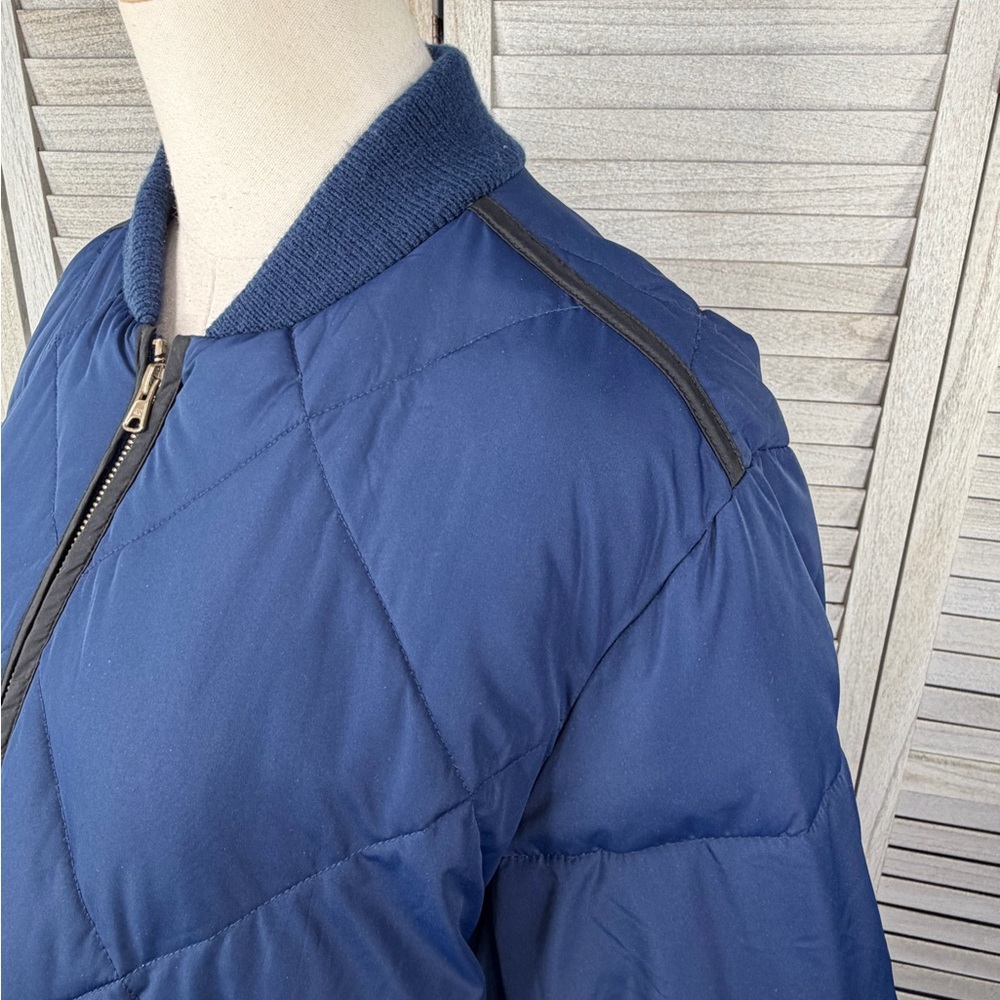 LAND'S END Women's Quilted Insulated Feather Free  Bomber Jacket Navy-XLP - Picture 2 of 4